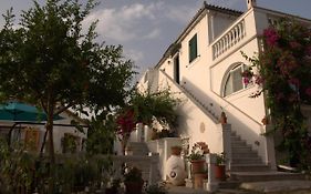Condillia II