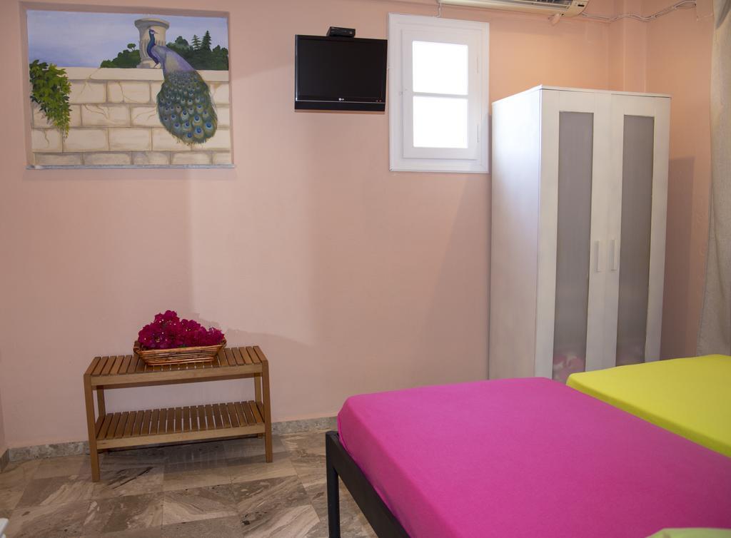 Condillia II Hotel Spetses Town Exterior photo