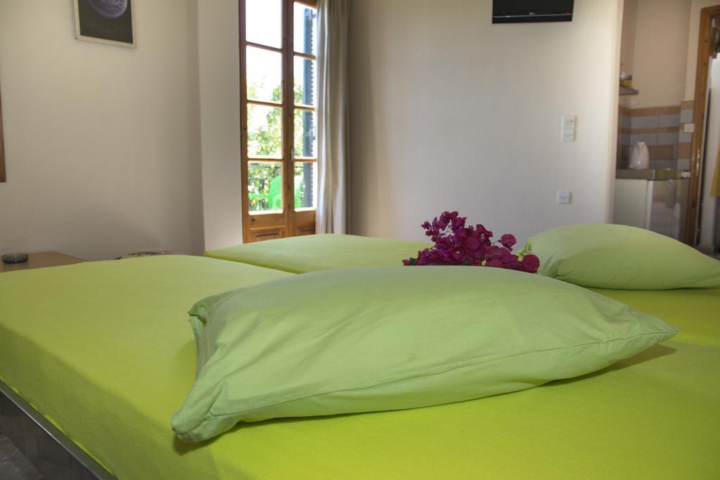 Condillia II Hotel Spetses Town Exterior photo